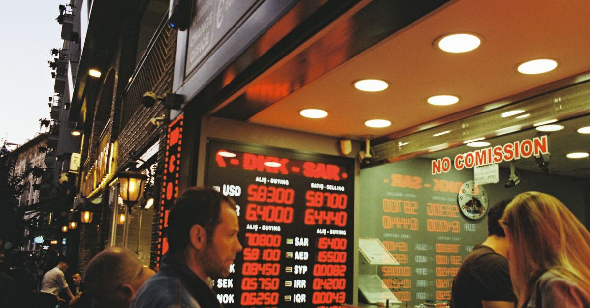 Complete SGD Currency Guide for Singapore City Centre 2026